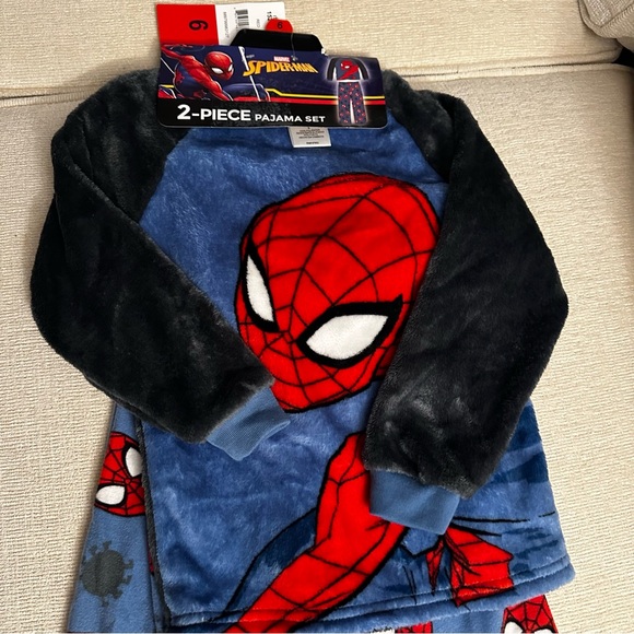 Marvel Other - Boys Marvel Spider-Man Red and Blue Fleece Pajama Set